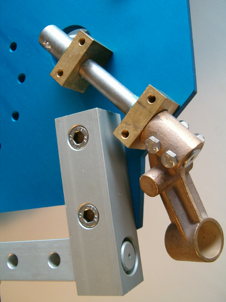 Rocker arm and pendulum shaft details. SAILOMAT 700.